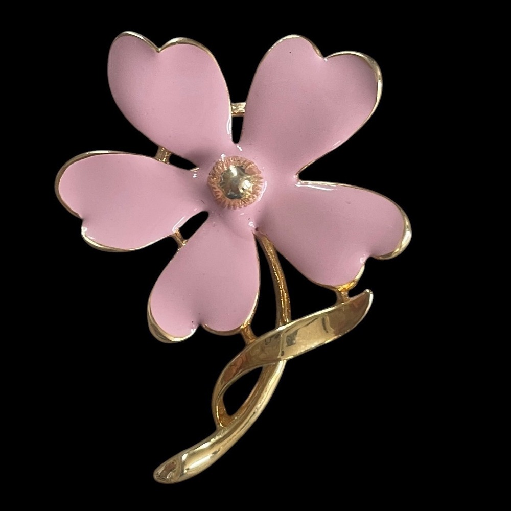 Gerry's Pink Flower Brooch Romantic Gold Tone Enamel Vintage Pin Women Jewelry